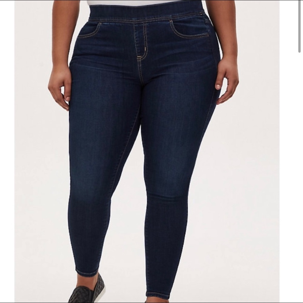 NWOT Torrid Skinny Lean Jean
